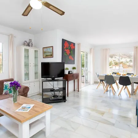 Global Romeral - By Global Holidays 20988 * Nerja